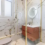 Charm And Standing With 2 Bedrooms Close To Trocadero * Paris