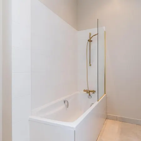 Charm And Standing With 2 Bedrooms Close To Trocadero Apartament *