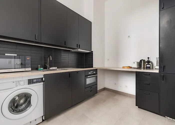 公寓 Charm And Standing With 2 Bedrooms Close To Trocadero