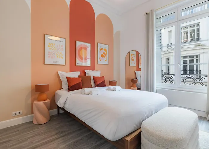 Charm And Standing With 2 Bedrooms Close To Trocadero 公寓 *