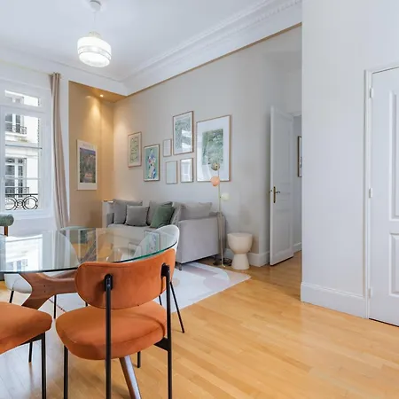 Charm And Standing With 2 Bedrooms Close To Trocadero Lägenhet *